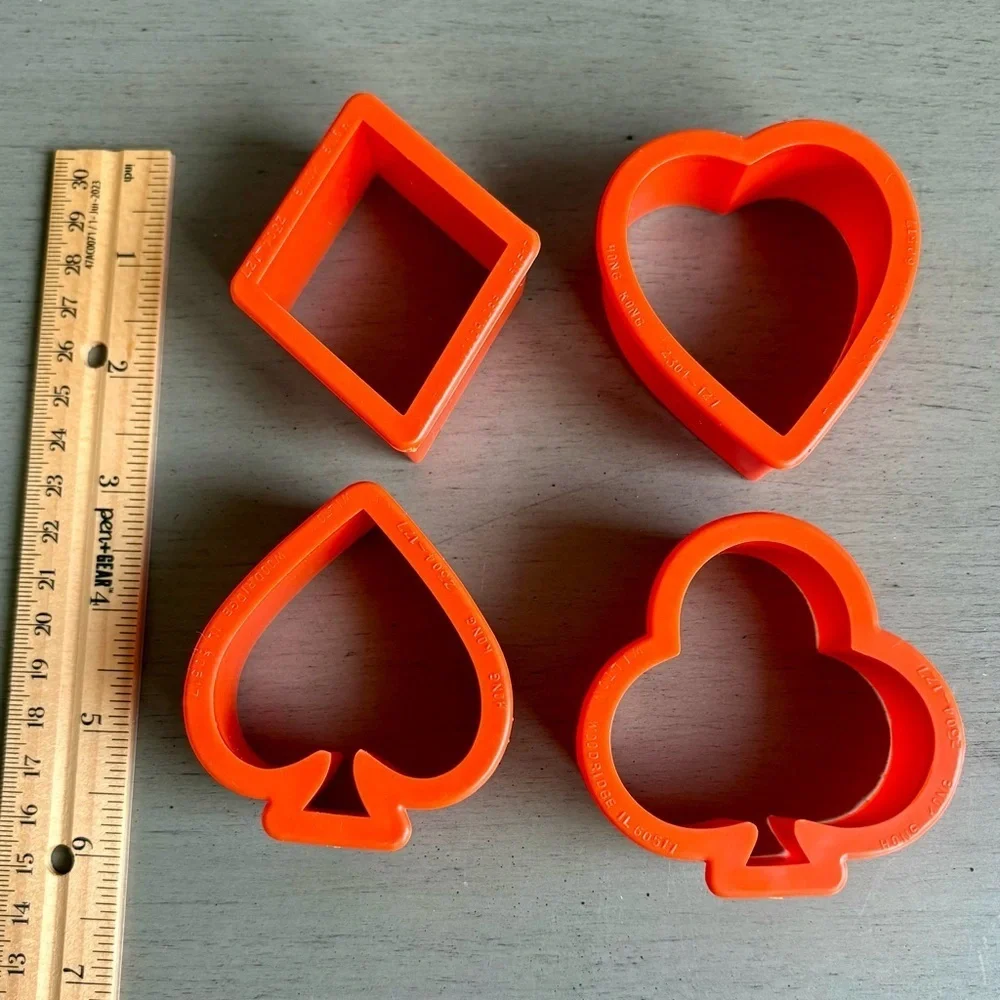Large Lot of 30 VTG Cookie Cutters Baking Play-Doh Cake Hand Numbers Flag Duck